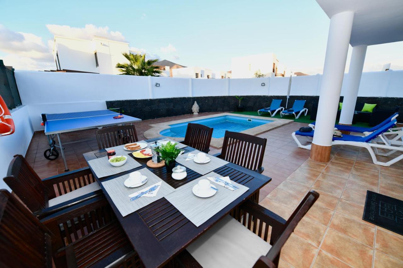 Villa Torres Yaiza  Exteriör bild